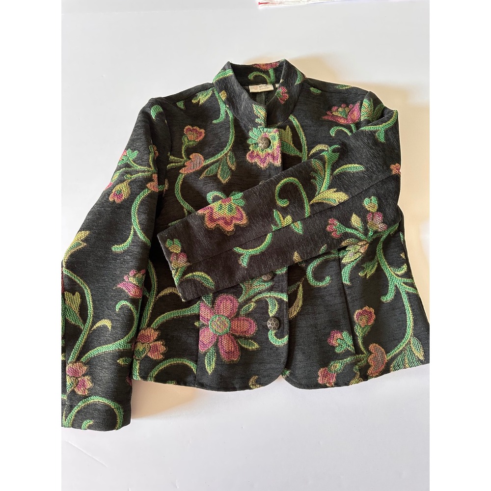 Erin London Floral Tapestry Cropped Jacket -‎ Unique Statement Piece